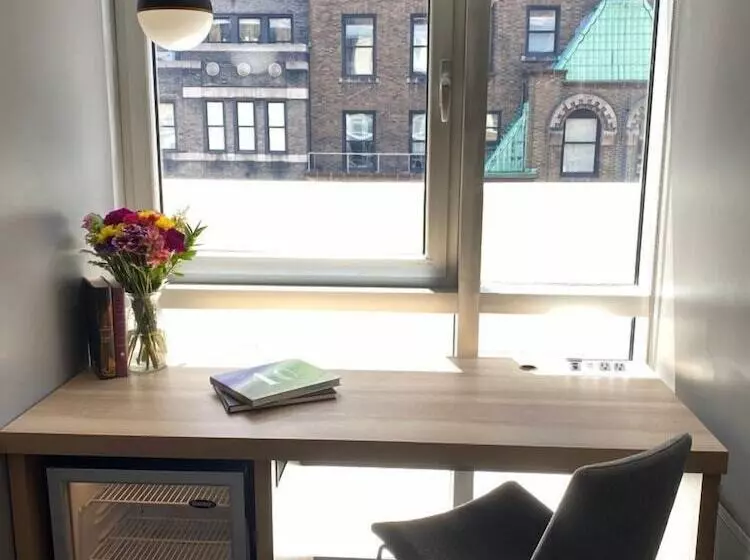 Henn Na Hotel New York