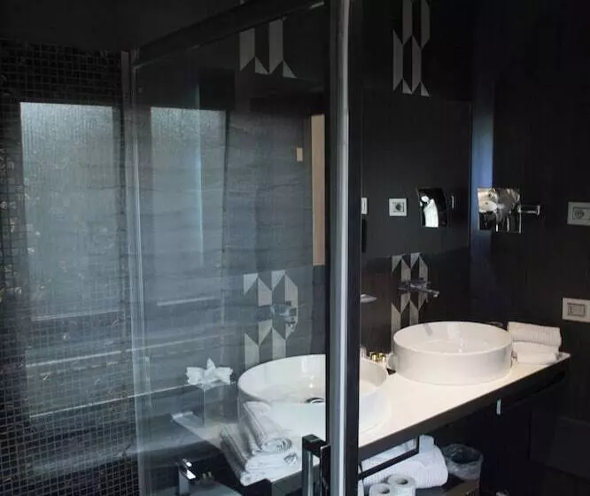 בית מלון כפרי Divina Luxury