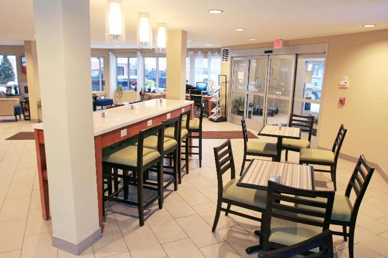 فندق Best Western Plus Traverse City