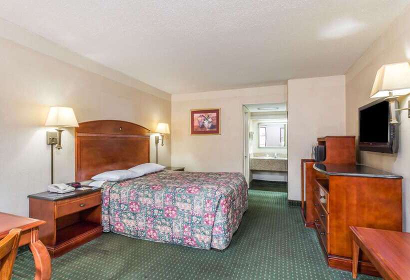 ホテル Days Inn By Wyndham Camp Springs Andrews Afb