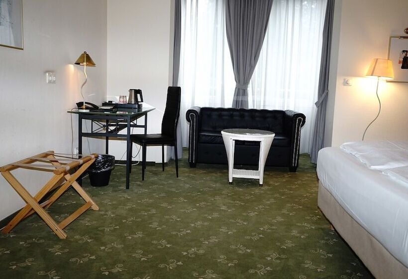 Hotel Entrée Groß Borstel Garni