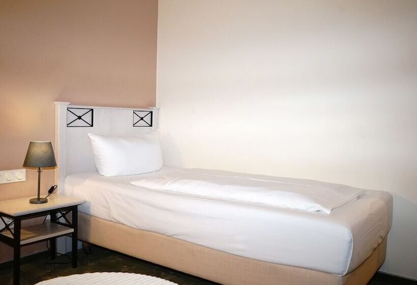 Hotel Entrée Groß Borstel Garni