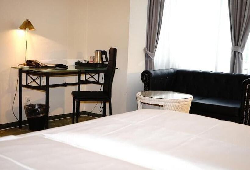 Hotel Entrée Groß Borstel Garni