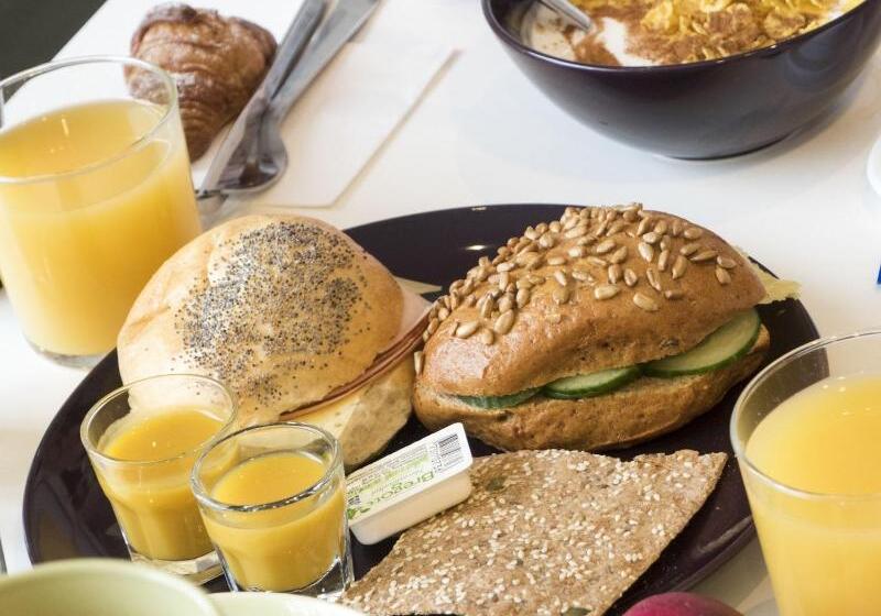 هتل Finn Apartments