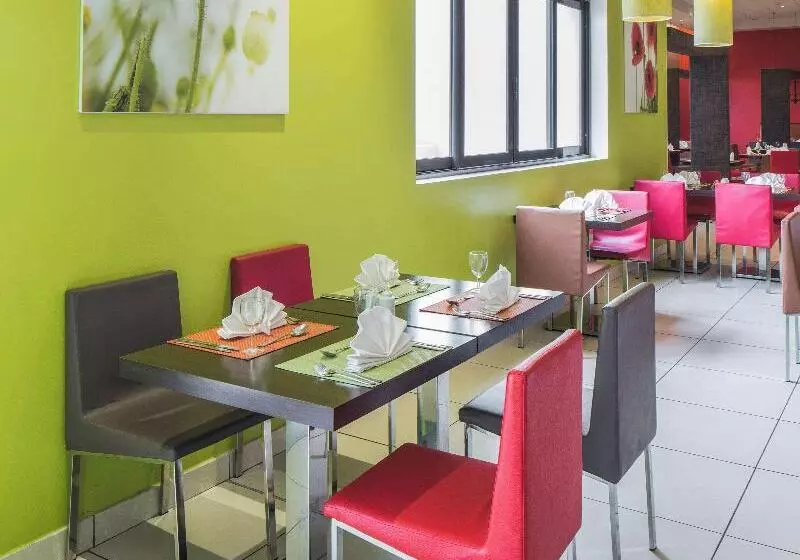 Отель Ibis Constantine