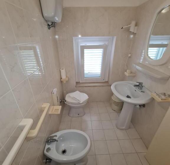 Le Roccette Mare Beach Hotel & Restaurant