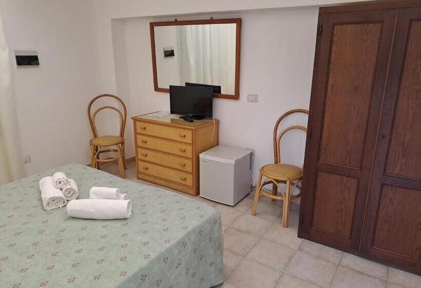 Le Roccette Mare Beach Hotel & Restaurant