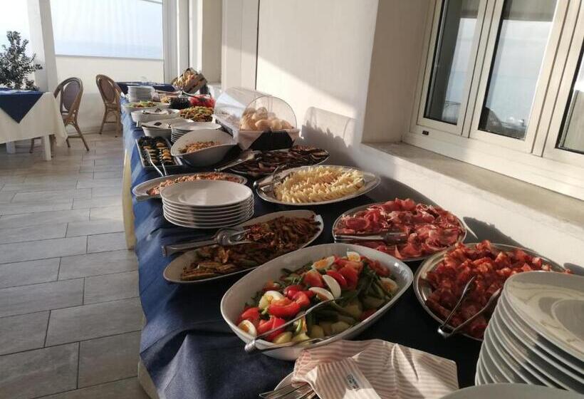 Le Roccette Mare Beach Hotel & Restaurant