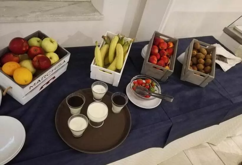 Le Roccette Mare Beach Hotel & Restaurant