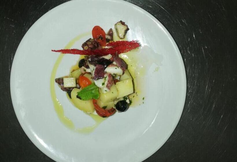 Le Roccette Mare Beach Hotel & Restaurant