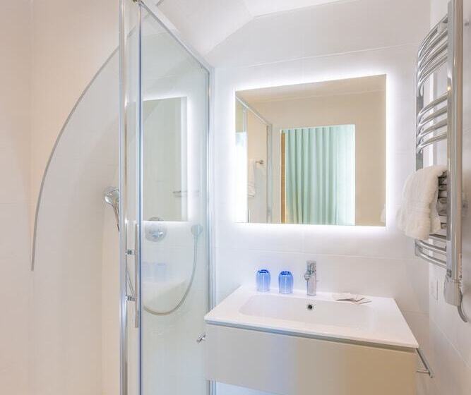 בית מלון כפרי Les Armoiries