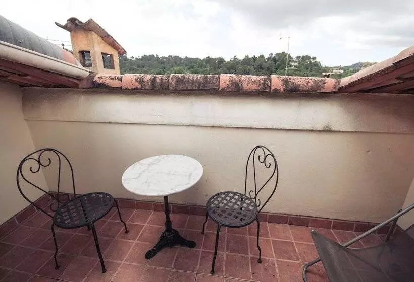 בית מלון כפרי Les Armoiries