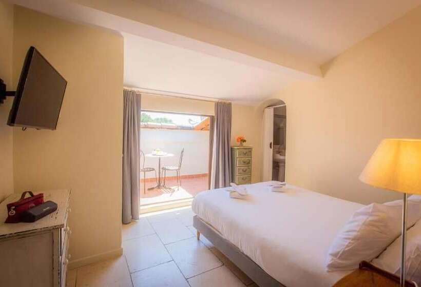 בית מלון כפרי Les Armoiries