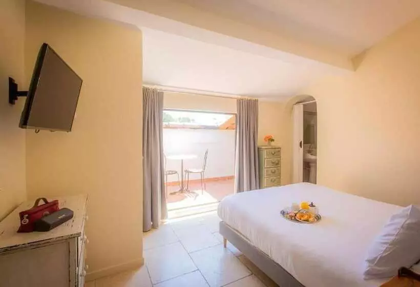 בית מלון כפרי Les Armoiries