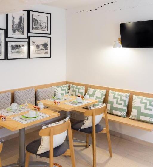 בית מלון כפרי Les Armoiries