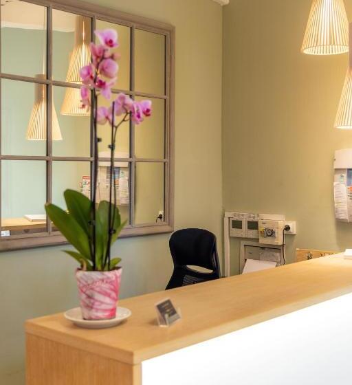 בית מלון כפרי Les Armoiries