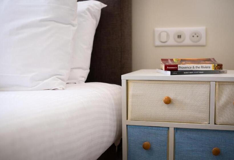 בית מלון כפרי Les Armoiries