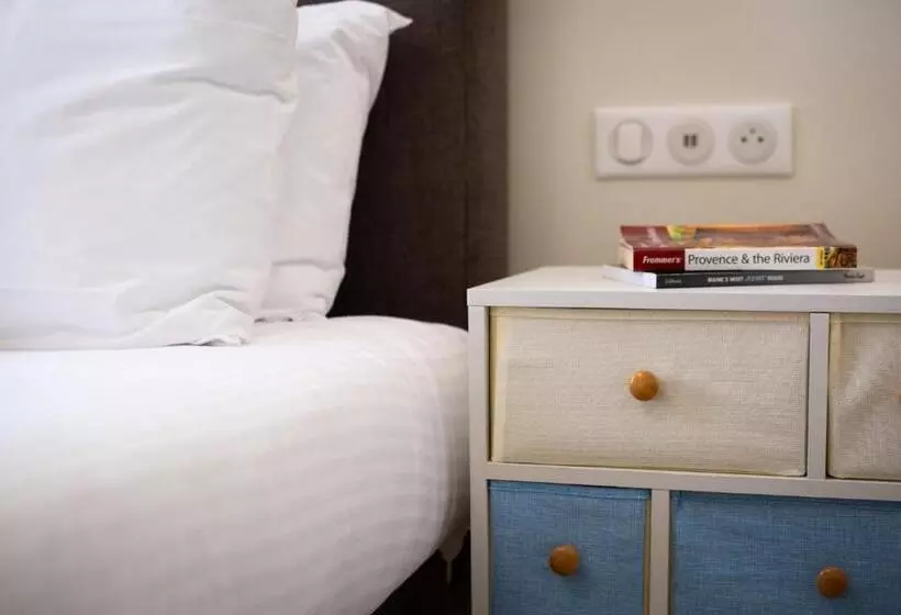 בית מלון כפרי Les Armoiries