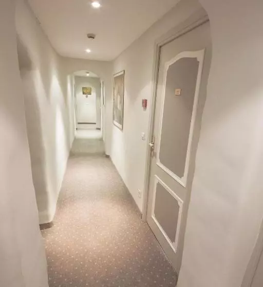 בית מלון כפרי Les Armoiries