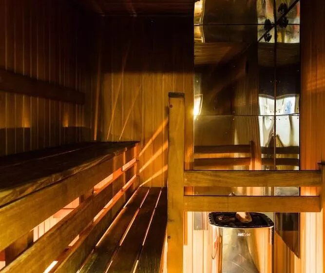 בית מלון כפרי Onega Castle