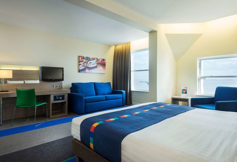 فندق Park Inn By Radisson Palace