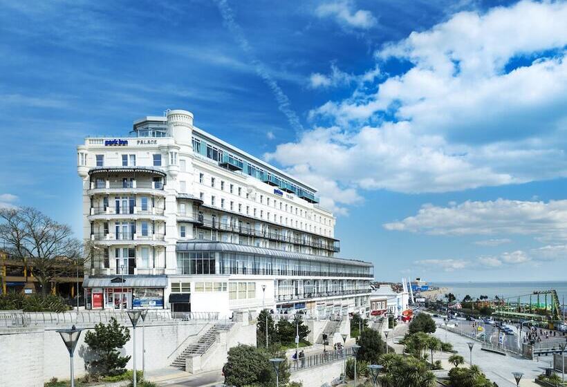 فندق Park Inn By Radisson Palace