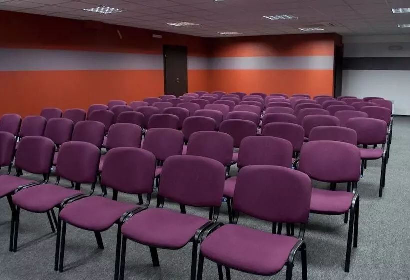 호텔 Optima Collection Kharkiv