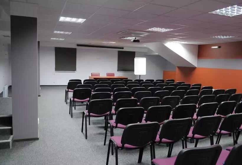 호텔 Optima Collection Kharkiv