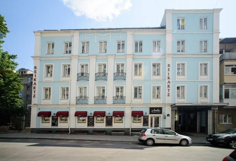 בית מלון כפרי Optima Collection Kharkiv