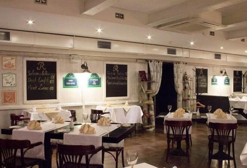 בית מלון כפרי Optima Collection Kharkiv