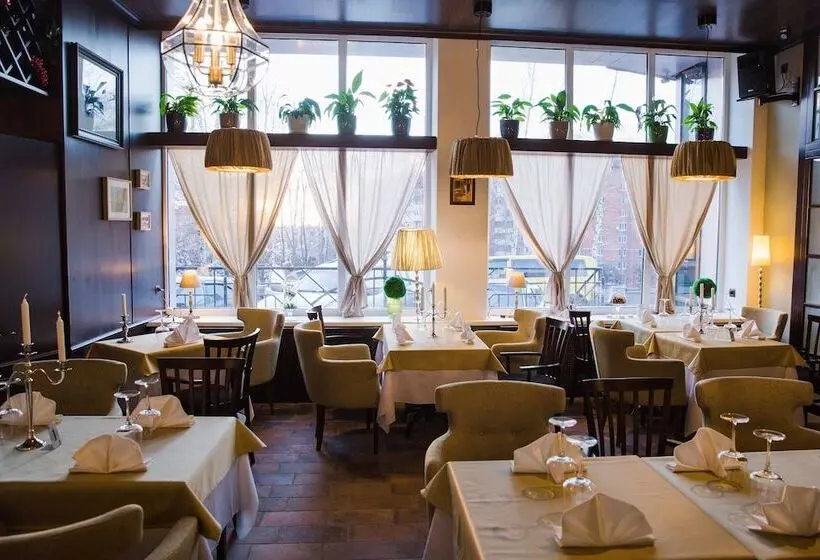 酒店 Russia Congress