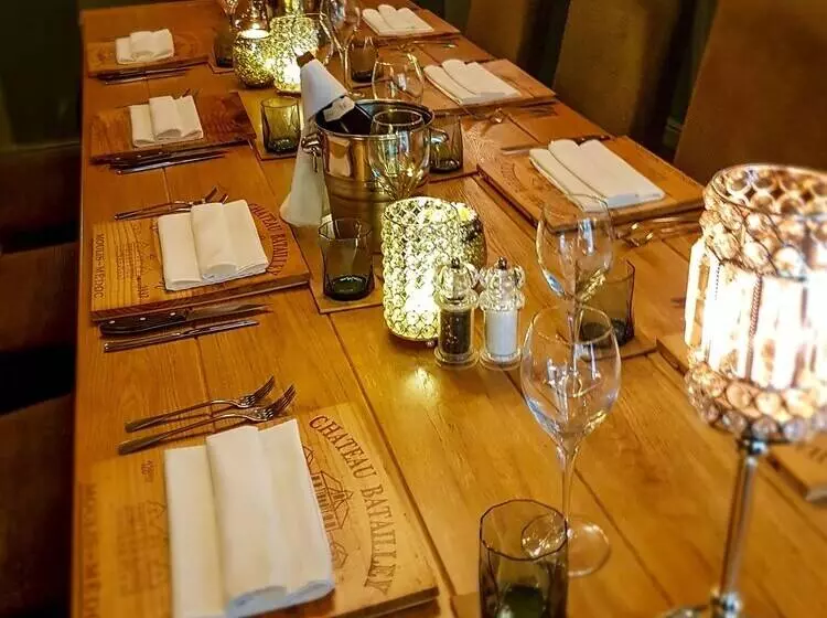 هتل Shibden Mill Inn