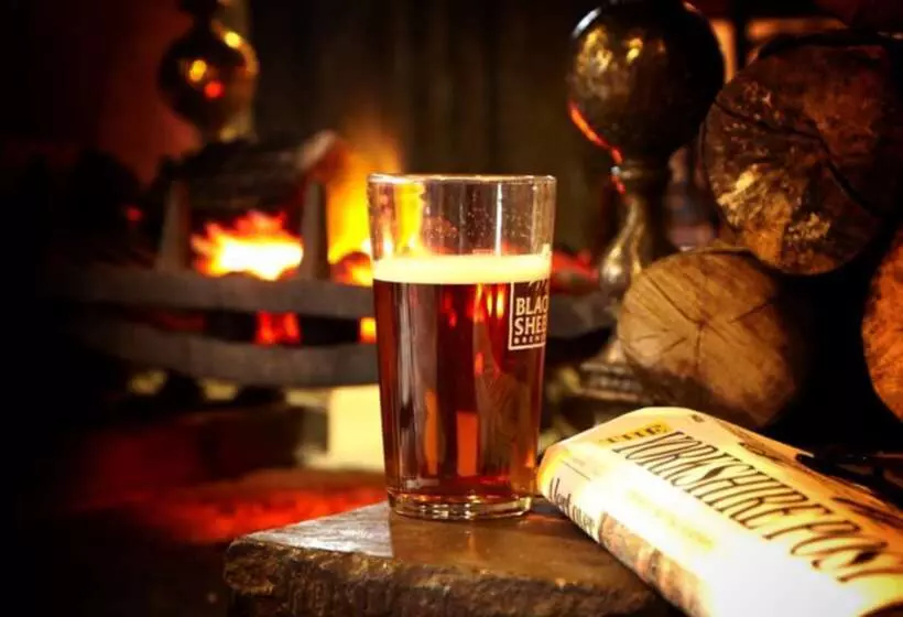 هتل Shibden Mill Inn