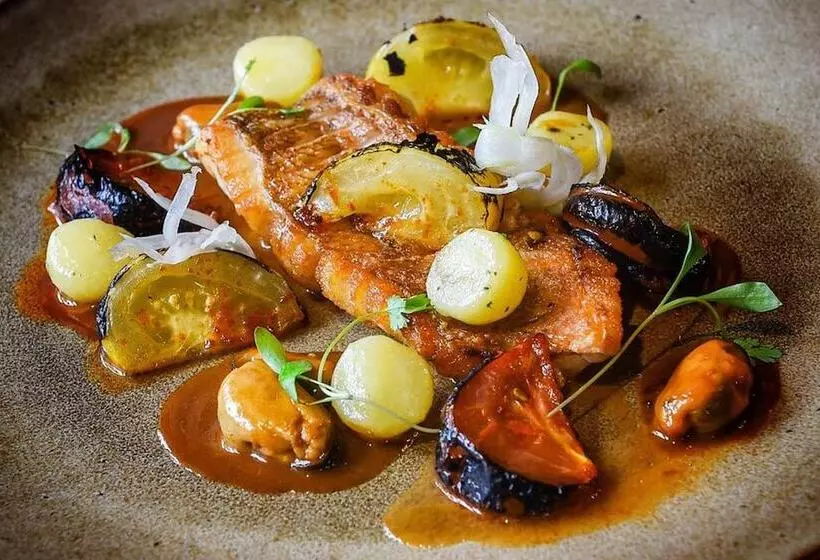 هتل Shibden Mill Inn