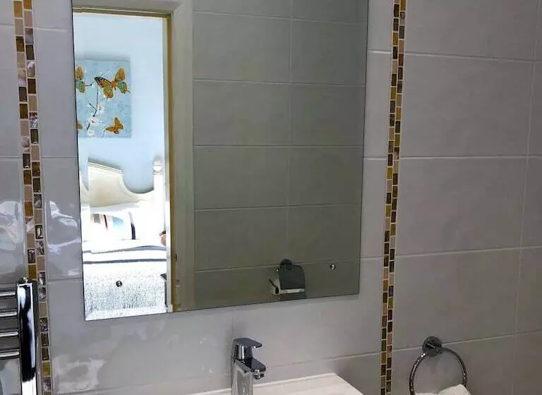 هتل Shibden Mill Inn