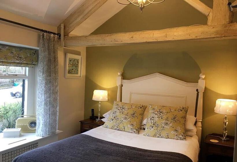 فندق Shibden Mill Inn