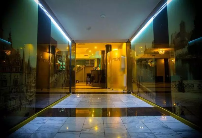 Hotell Sofia By The Railway Station Wroclaw