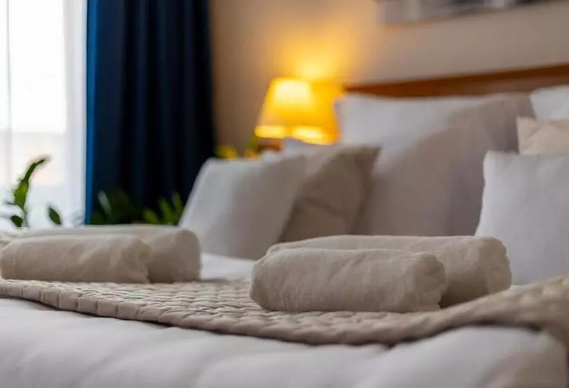 Hotell Sofia By The Railway Station Wroclaw