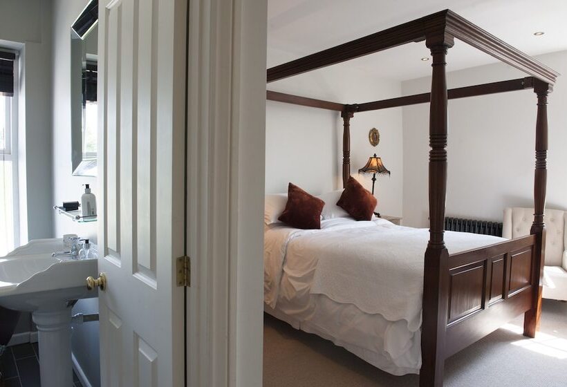 فندق The Bridge House