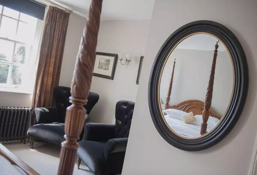 فندق The Bridge House