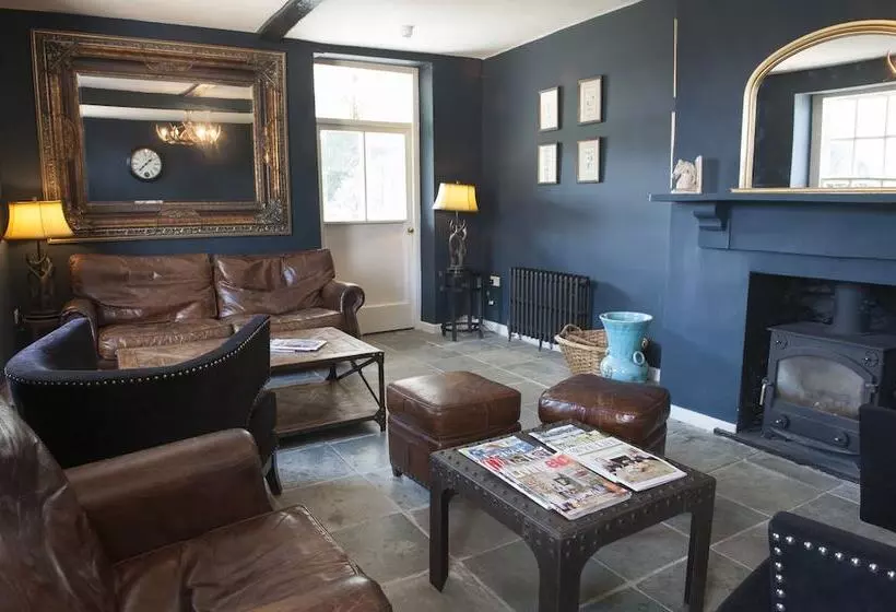 فندق The Bridge House