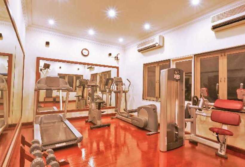 Hotel Gateway Madurai