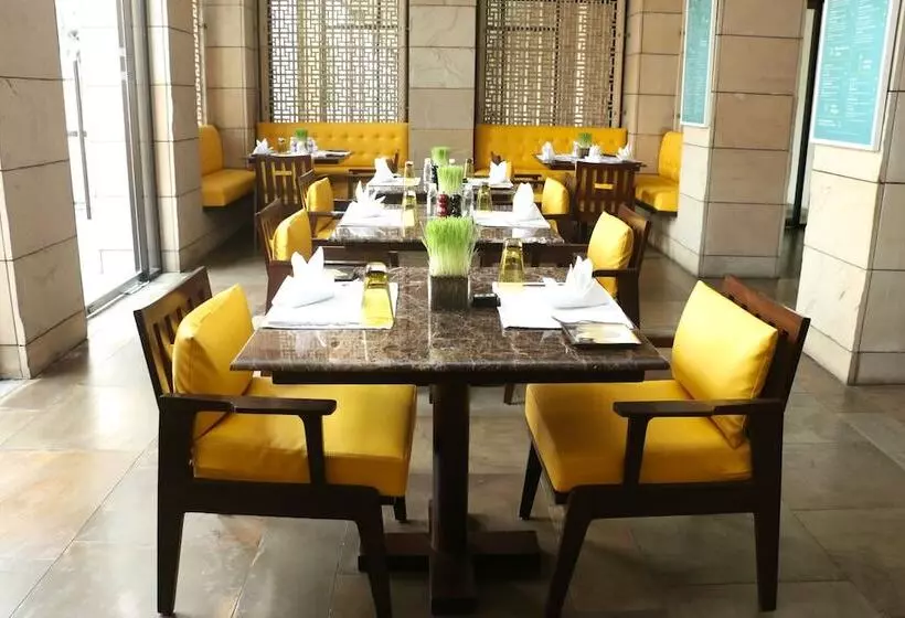 The Lodhi – A Member Of The Leading Hotels Of The World