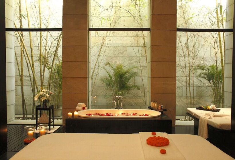 The Lodhi – A Member Of The Leading Hotels Of The World