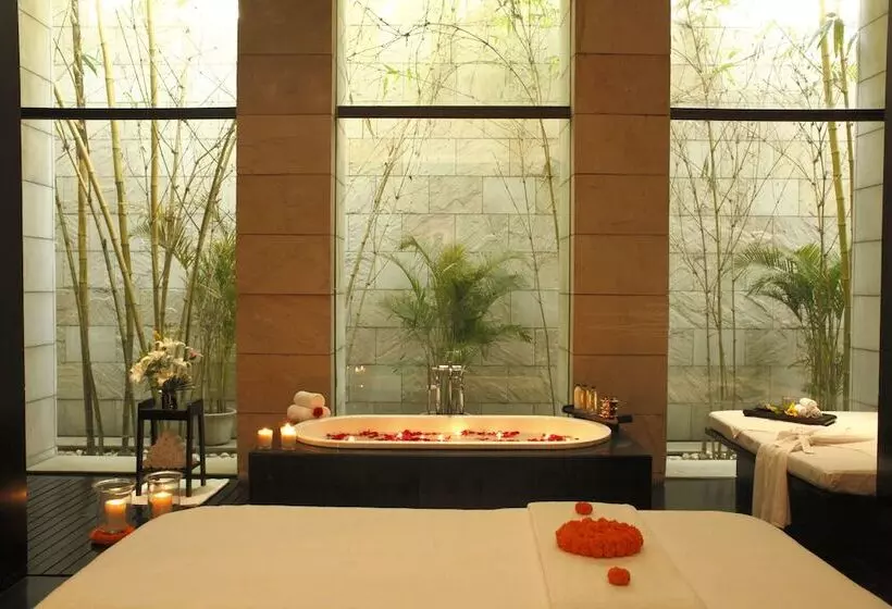 The Lodhi – A Member Of The Leading Hotels Of The World