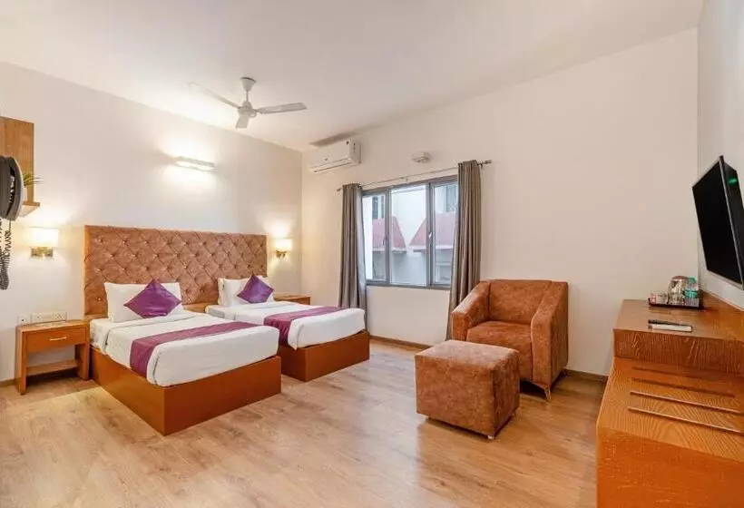 Monday Hotels Hitec City