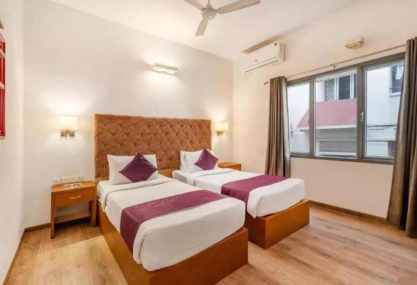 Monday Hotels Hitec City