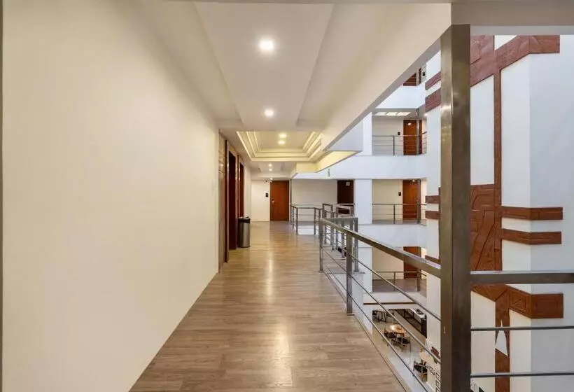 Monday Hotels Hitec City