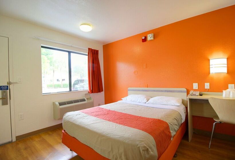 Motel 6 Lantana West Palm Beach, Fl