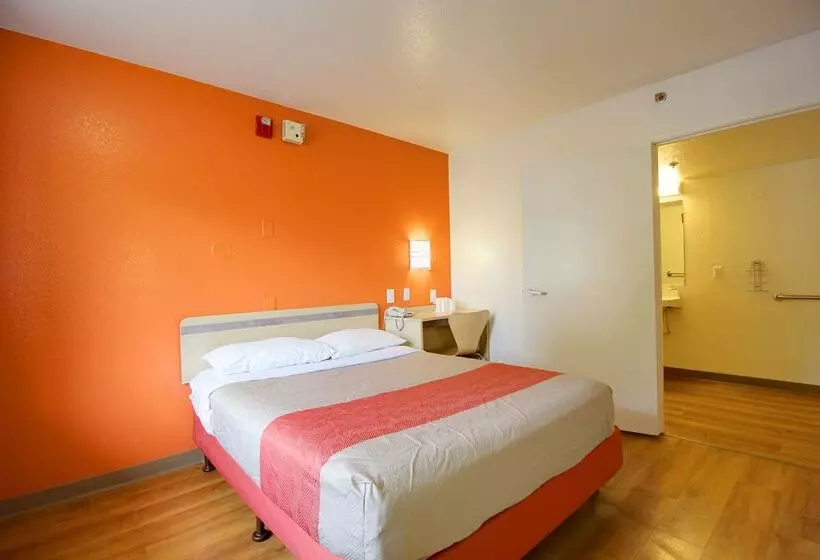 Motel 6 Lantana West Palm Beach, Fl